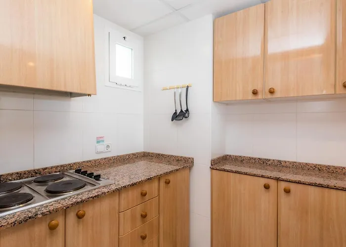 Apto Con Terraza 5 * باغيرا